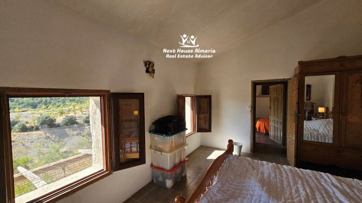 Image No.42-Maison de campagne de 6 chambres à vendre à Oria