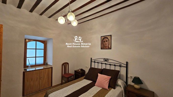 Image No.29-8 Bed Country House for sale