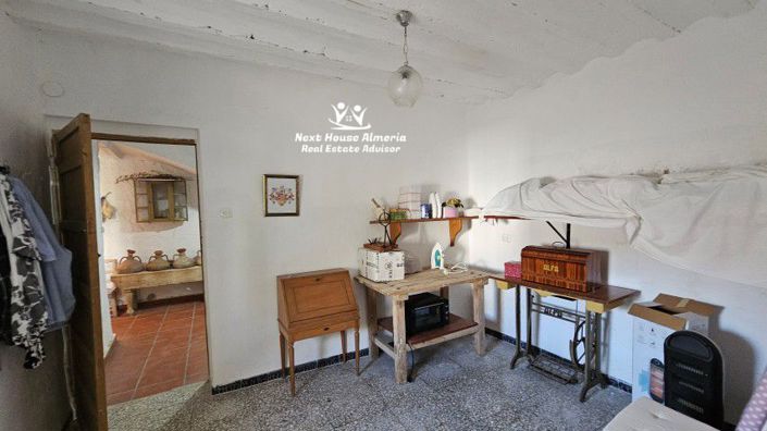 Image No.45-8 Bed Country House for sale