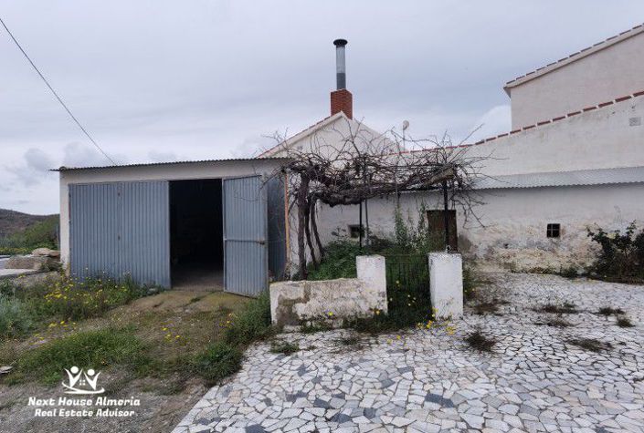 Image No.3-3 Bed Country House for sale