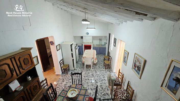 Image No.32-4 Bed Townhouse for sale