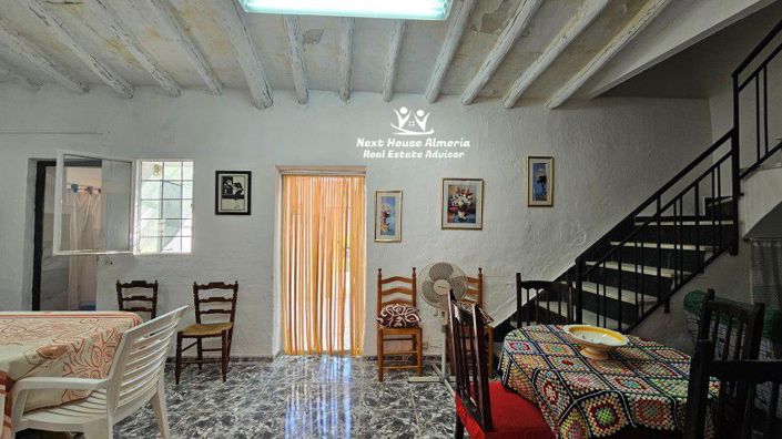 Image No.7-4 Bed Townhouse for sale