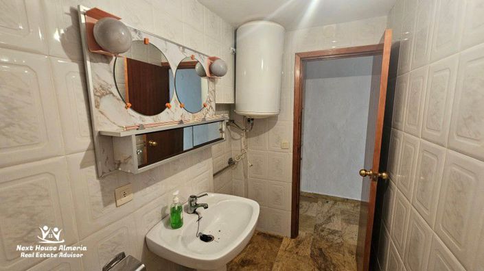 Image No.31-4 Bed Country House for sale