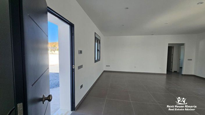 Image No.14-3 Bed Villa for sale