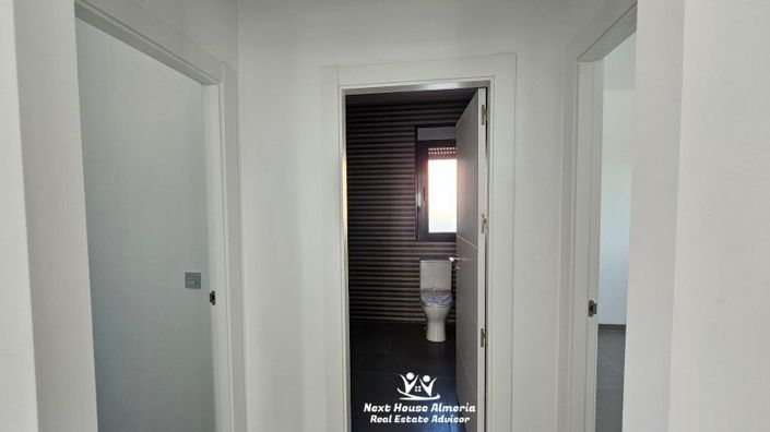 Image No.17-3 Bed Villa for sale