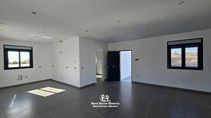 Image No.24-3 Bed Villa for sale