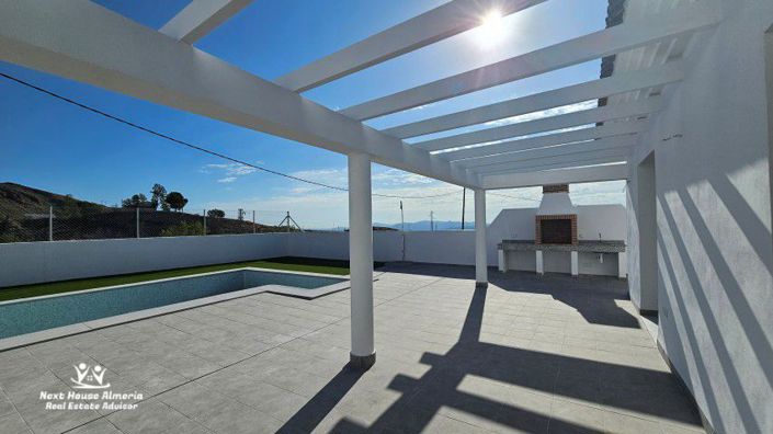 Image No.27-3 Bed Villa for sale