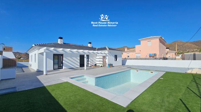 Image No.30-3 Bed Villa for sale