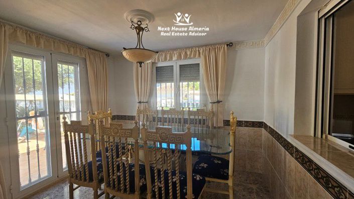 Image No.35-5 Bed Villa for sale