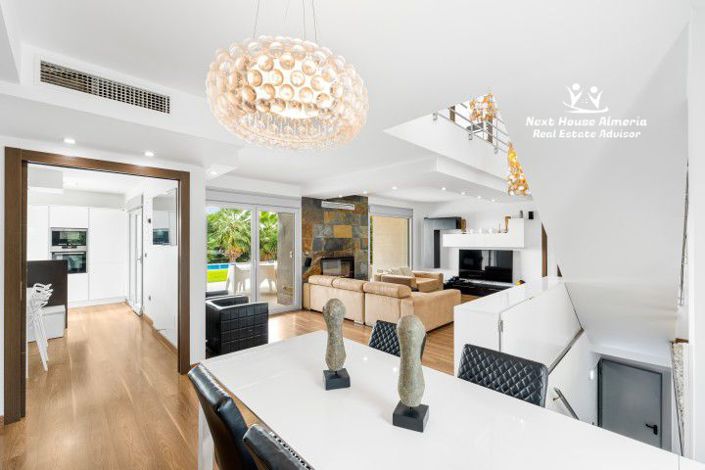 Image No.22-Villa de 4 chambres à vendre à Lorca