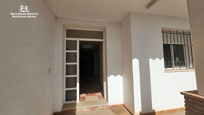 Image No.15-4 Bed Villa for sale