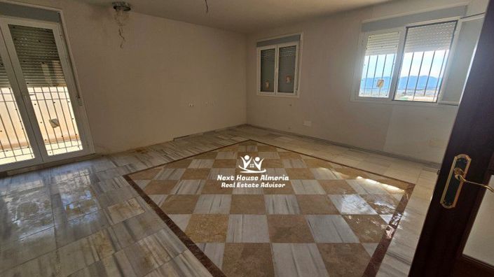 Image No.19-4 Bed Villa for sale