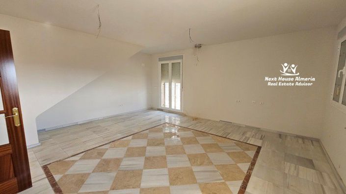 Image No.20-4 Bed Villa for sale