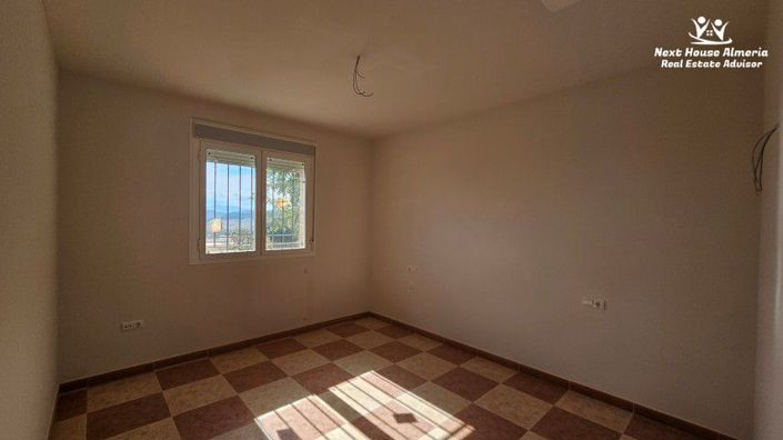 Image No.25-4 Bed Villa for sale