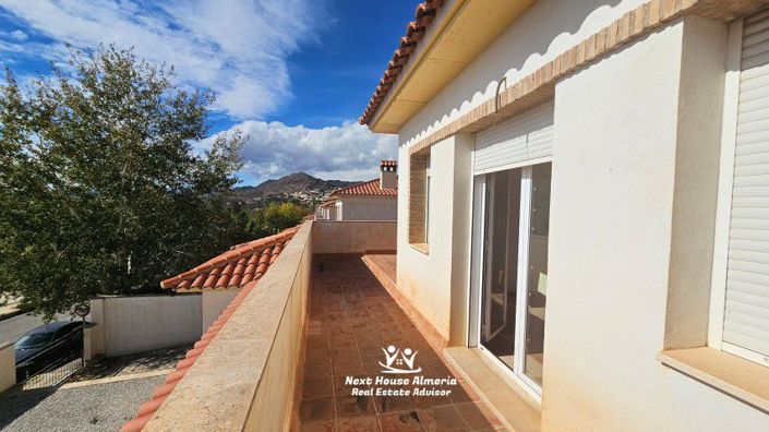 Image No.39-4 Bed Villa for sale