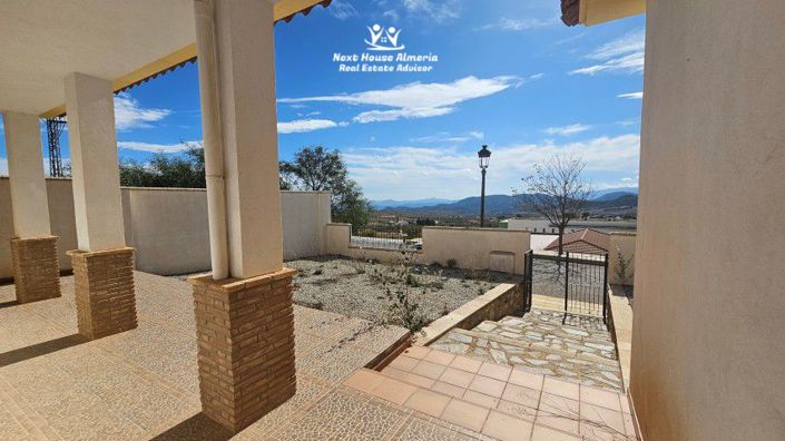 Image No.42-4 Bed Villa for sale