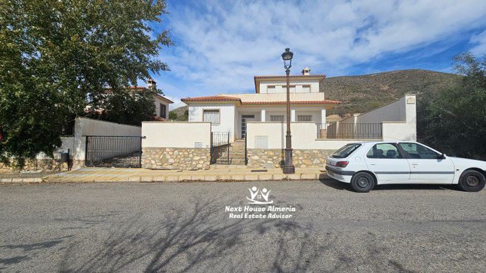 Image No.47-4 Bed Villa for sale