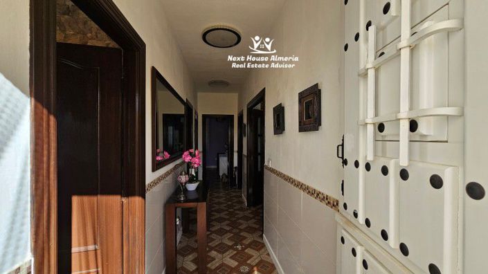 Image No.18-3 Bed Villa for sale