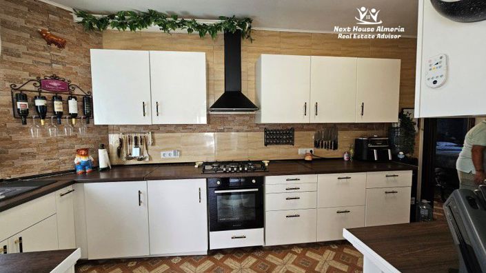 Image No.43-3 Bed Villa for sale