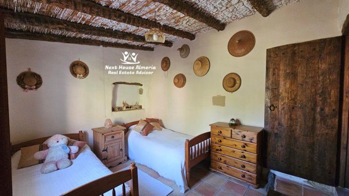 Image No.21-Maison de campagne de 6 chambres à vendre à Velez-Rubio