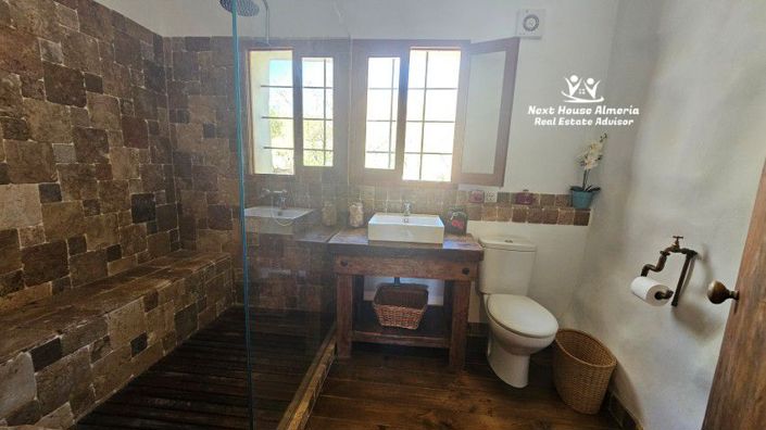 Image No.37-Maison de campagne de 6 chambres à vendre à Velez-Rubio