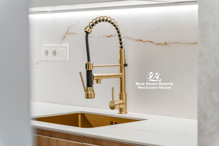 Image No.25-3 Bed Apartment for sale