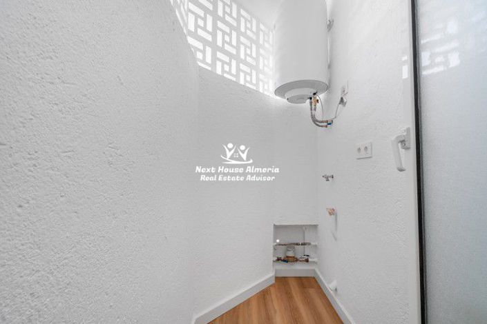 Image No.30-3 Bed Apartment for sale