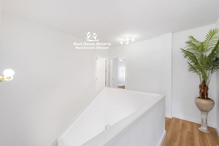 Image No.31-3 Bed Apartment for sale