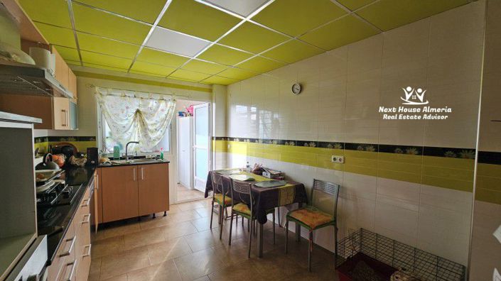 Image No.38-3 Bed Apartment for sale