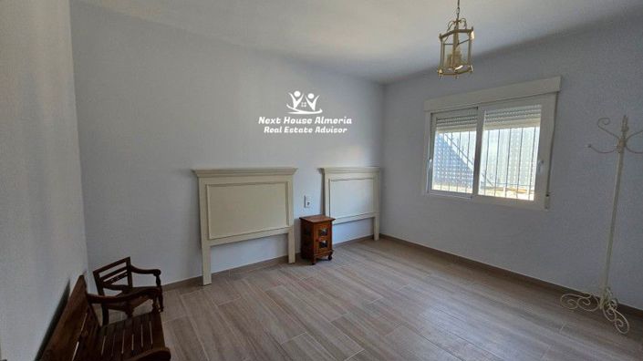 Image No.18-3 Bed Country House for sale