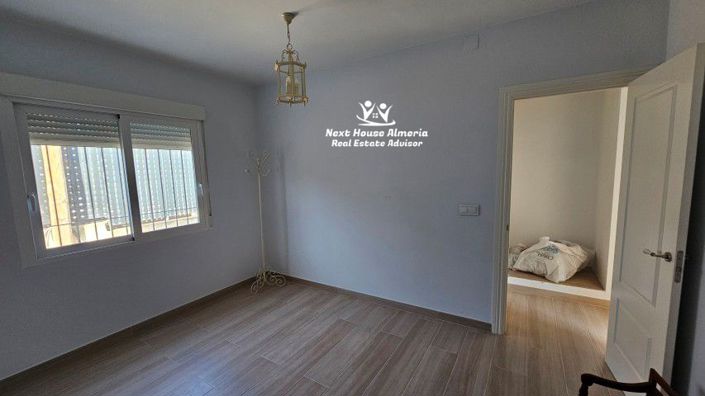 Image No.20-3 Bed Country House for sale