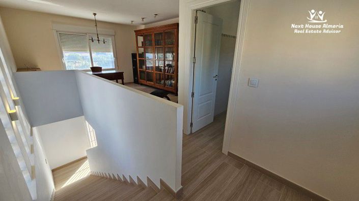 Image No.39-3 Bed Country House for sale