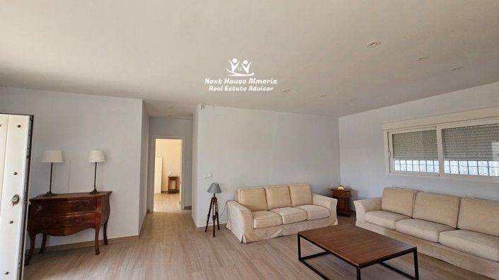 Image No.10-3 Bed Country House for sale