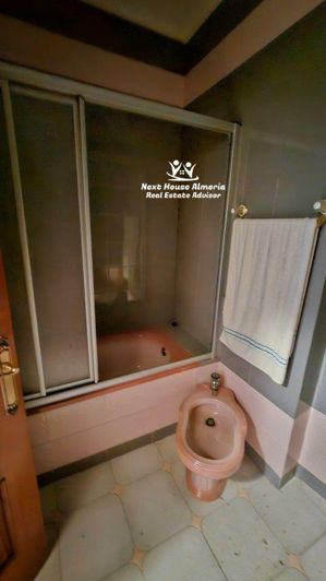 Image No.35-4 Bed Townhouse for sale