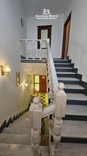 Image No.38-4 Bed Townhouse for sale