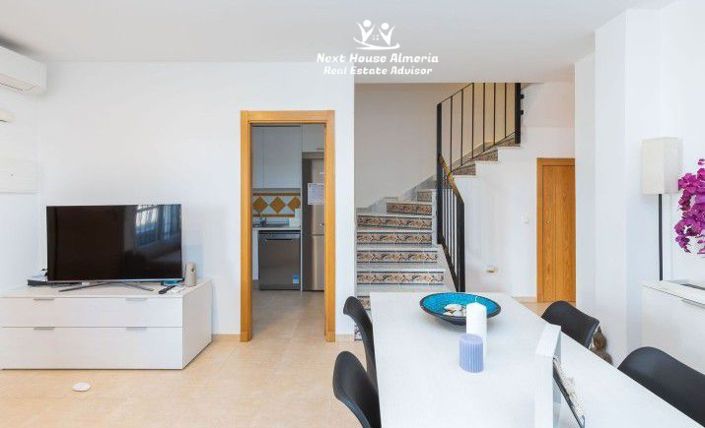 Image No.19-3 Bed Maisonette for sale