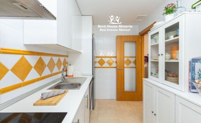 Image No.23-3 Bed Maisonette for sale