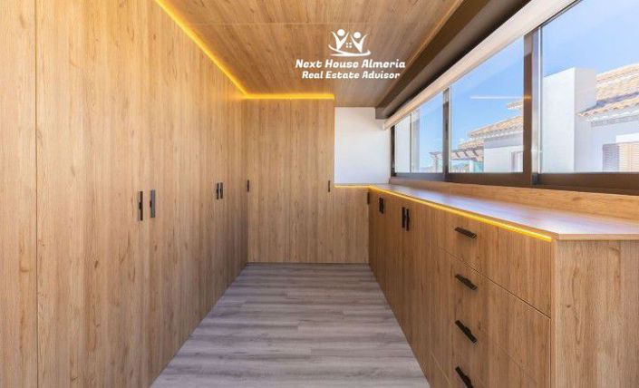 Image No.33-3 Bed Maisonette for sale