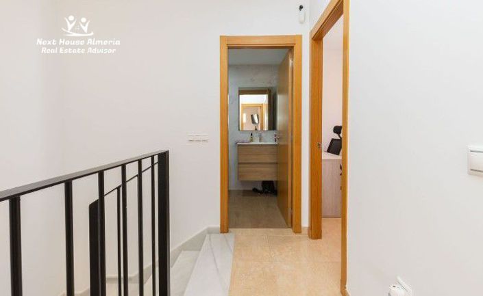 Image No.38-3 Bed Maisonette for sale