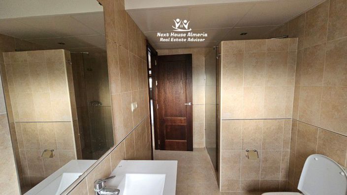 Image No.30-4 Bed Villa for sale