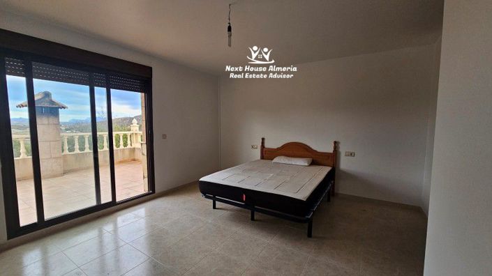 Image No.46-4 Bed Villa for sale