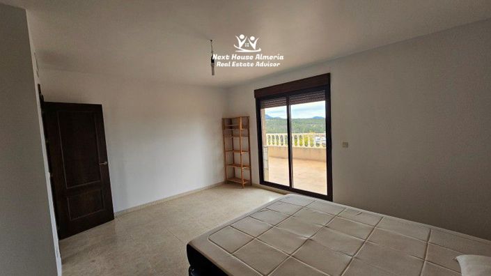 Image No.47-4 Bed Villa for sale