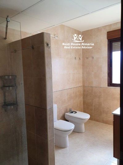 Image No.5-4 Bed Villa for sale