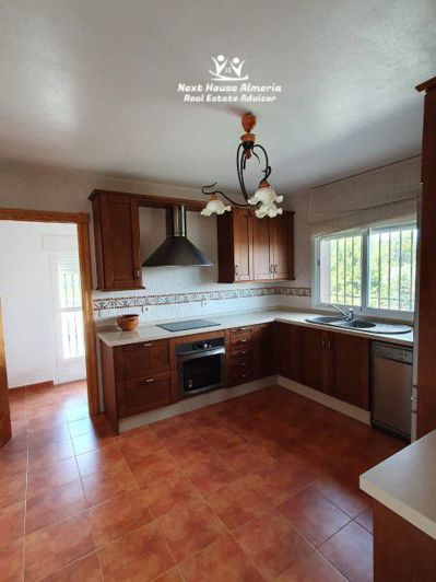 Image No.11-4 Bed Villa for sale