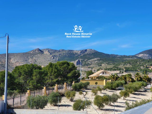 Image No.17-4 Bed Villa for sale