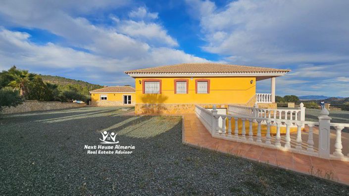 Image No.3-Villa de 4 chambres à vendre à Lorca