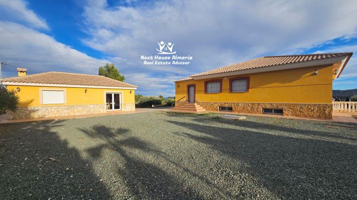 Image No.7-Villa de 4 chambres à vendre à Lorca