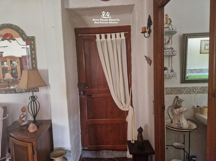 Image No.11-2 Bed Country House for sale