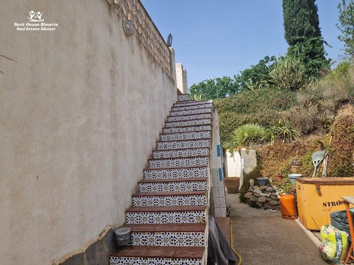 Image No.15-2 Bed Country House for sale