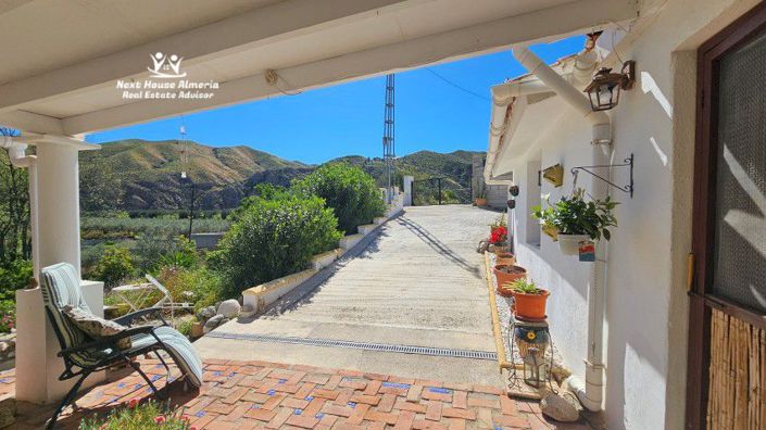 Image No.35-2 Bed Country House for sale